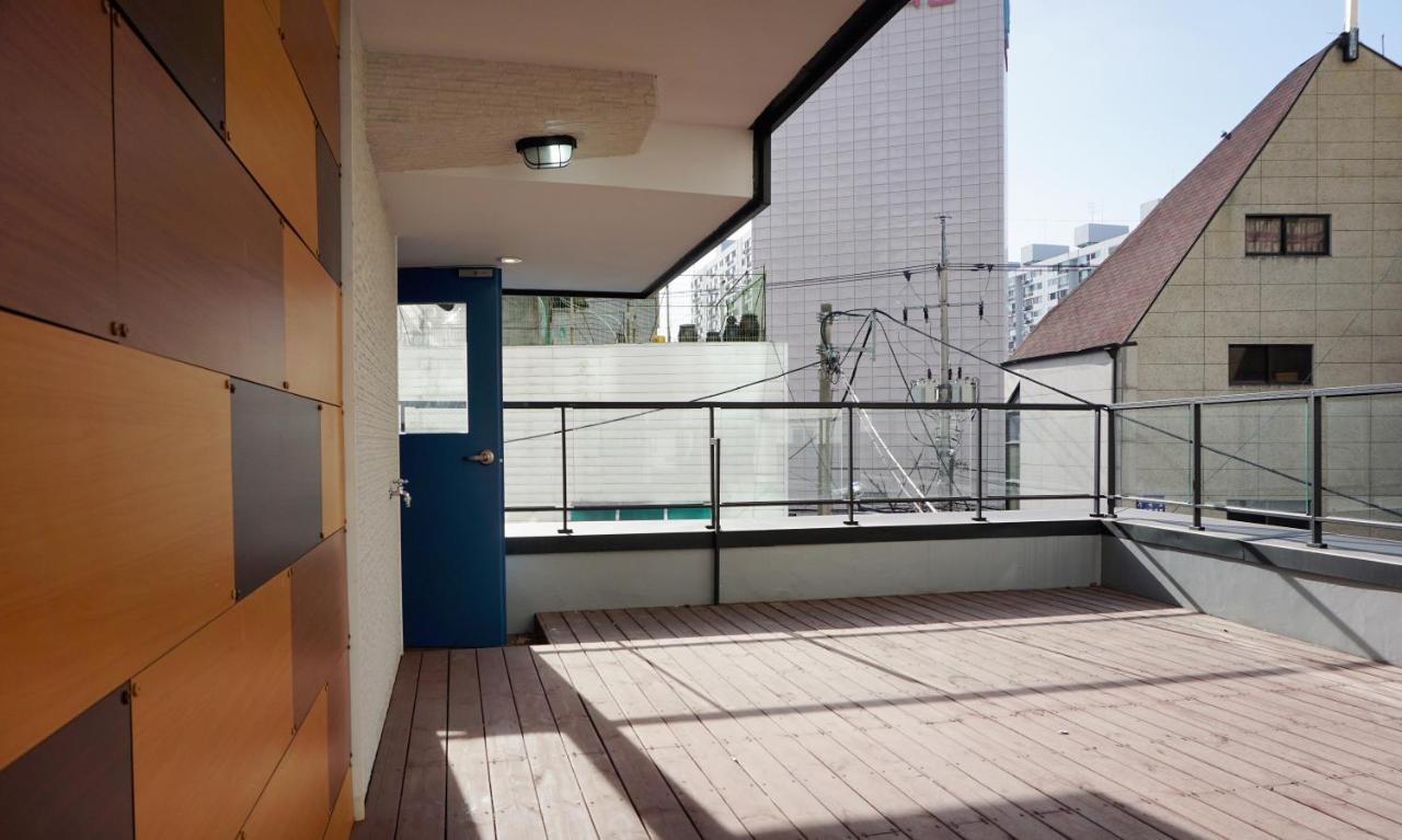 Bluehum Guest House Інчхон Екстер'єр фото